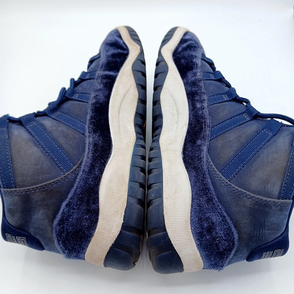 Air Jordan 11 Retro Shoes Youth Size 3Y‎ DO3857-441 Basketball Velvet